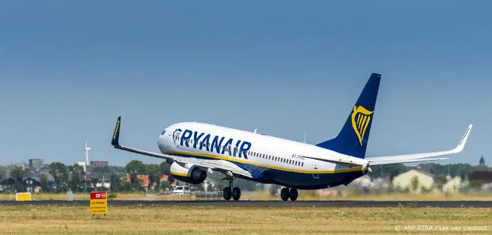 ryanair stapt naar rechter om brits systeem van reisadviezen