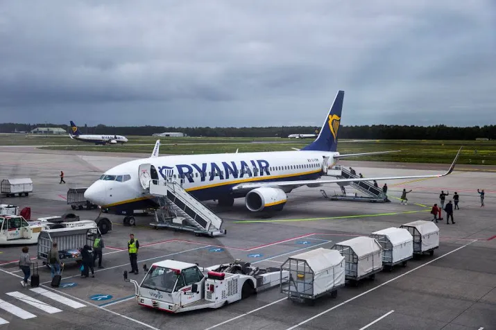 ryanair zet piloten eindhoven voor het blok