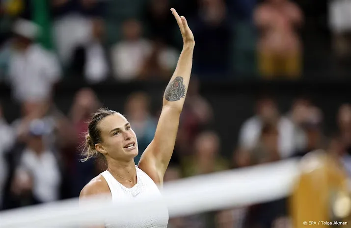 sabalenka in ruim uur verder bij terugkeer op wimbledon