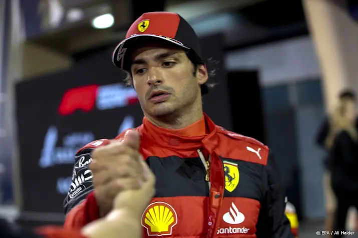 sainz rijdt ook komende twee jaar voor ferrari in formule 1