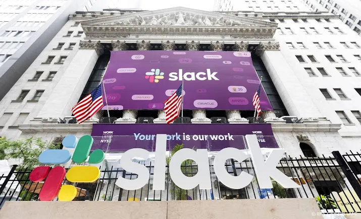 salesforce stijgt op wall street aandacht voor fed bijeenkomst