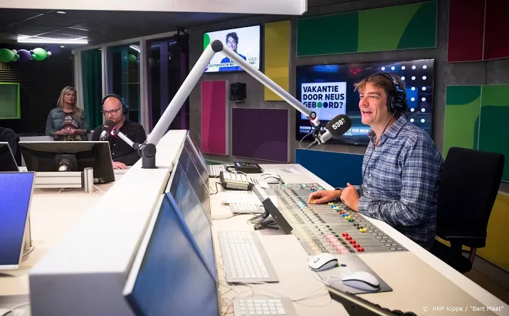 samen sterk top 100 gelijktijdig op drie radiozenders