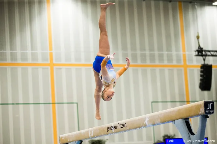 sanne wevers met turnploeg naar wk
