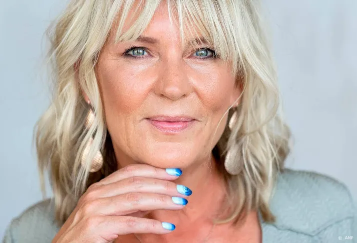 saskia noort net als vorige week bovenaan in bestseller 60