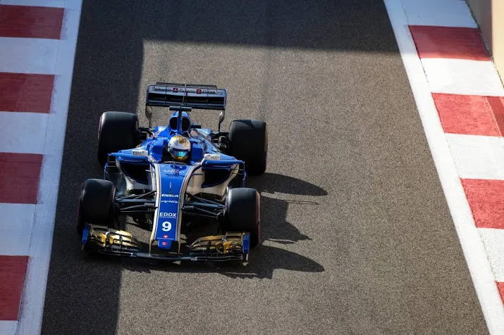 sauber onthult bolide op 20 februari online