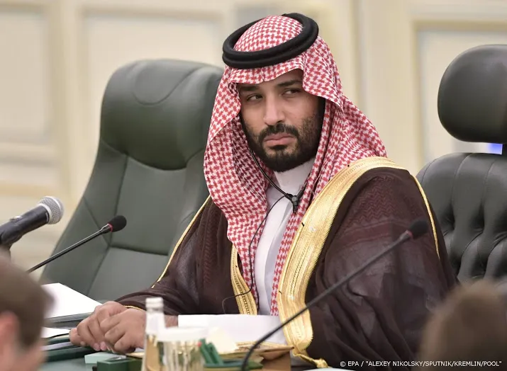 saudisch staatsfonds neemt belangen in disney boeing en facebook