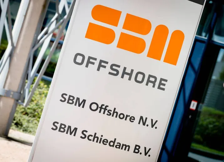 sbm offshore uitblinker op damrak