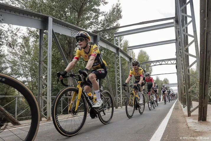 schaats en wielerteams jumbo visma per 2024 uit elkaar