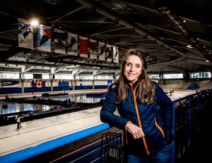 schaatsbond laat verdwenen koffertje rusten