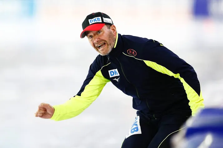 schaatscoach van veen op duitse wip