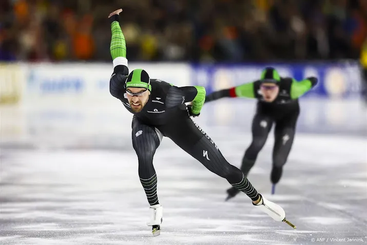 schaatser nuis wint 1000 meter en neemt leiding over op nk sprint