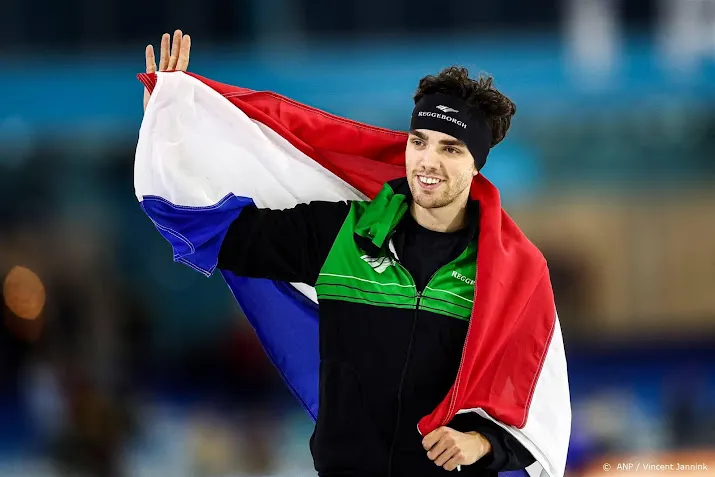 schaatser roest overtuigend naar nederlandse titel op 5000 meter