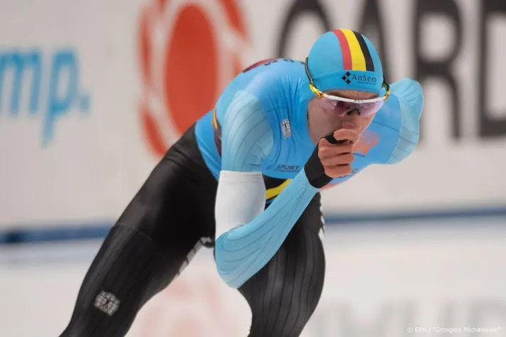 schaatser swings naar team iko