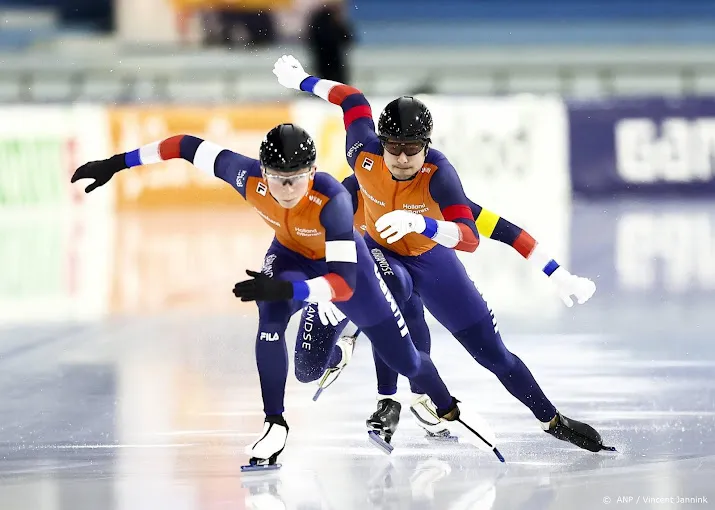 schaatsers pakken bij ek goud op teamsprint