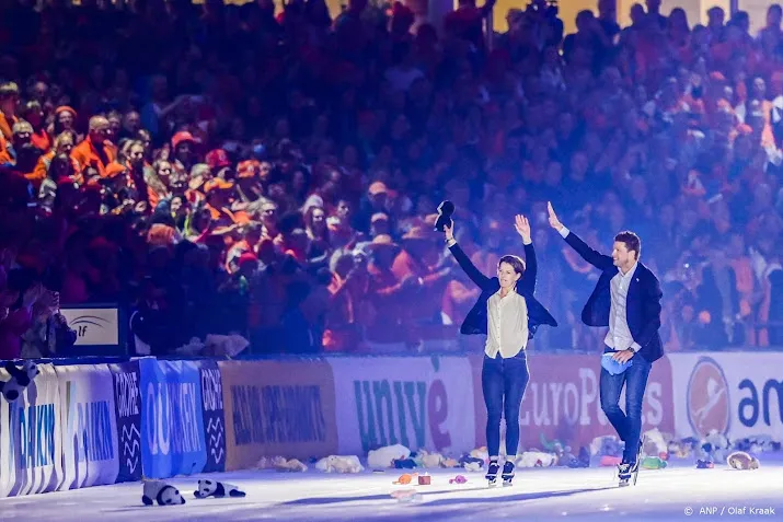 schaatsers wust en kramer krijgen eigen bocht in thialf