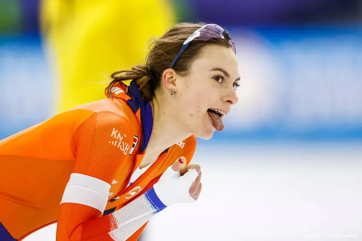 schaatsster kok pakt eerste wereldbekerzege op 500 meter