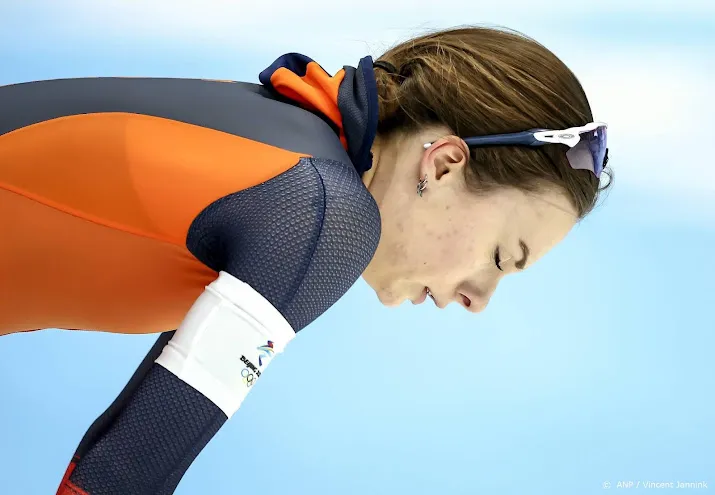 schaatsster kok wint eerste 500 meter op wk sprint leerdam 5e