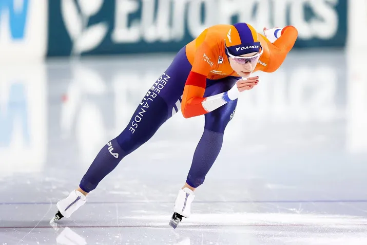 schaatsster kok wint ook tweede 500 meter in thialf