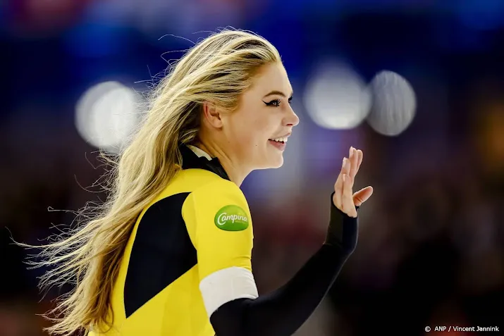 schaatsster leerdam met overmacht naar derde titel nk sprint
