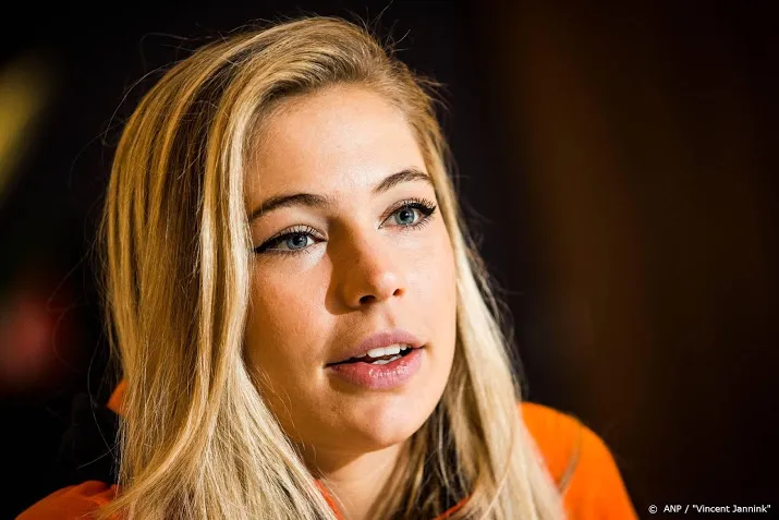 schaatsster leerdam slaat ook 500 meter over
