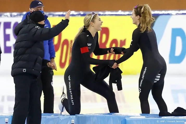 schaatsster leerdam stelt nationale sprinttitel veilig op 1000 m