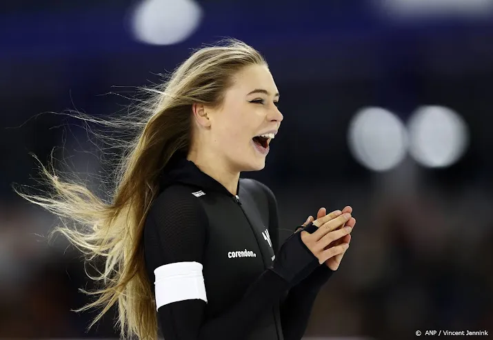 schaatsster leerdam voor derde keer op rij snelste op 1000 meter