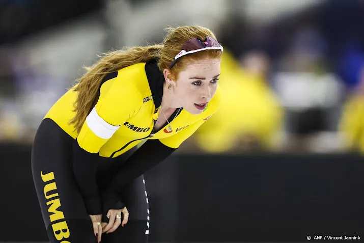 schaatsster rijpma de jong in thialf snelste op 1500 meter