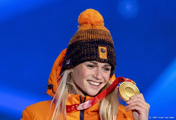 schaatsster schouten na goud op 3 km ook favoriete op 5 km