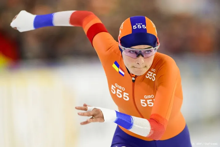 schaatsster schouten wint ook laatste 3000 meter en wereldbeker