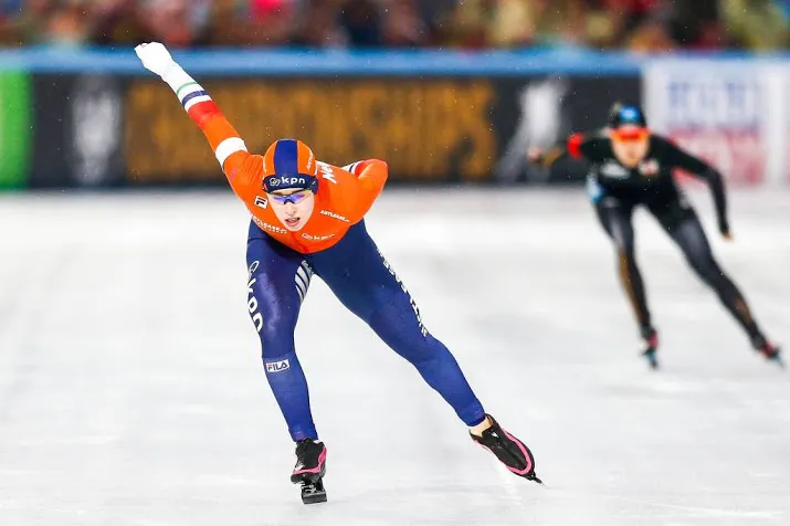 schaatsunie gaat wks combineren