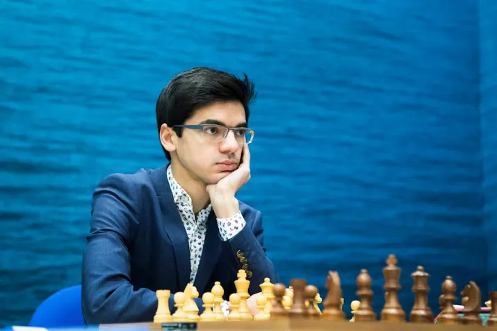 schaker giri wint ook tweede partij