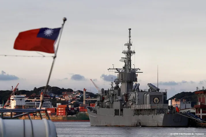 scheepvaart rond taiwan weer op gang na chinese oefeningen