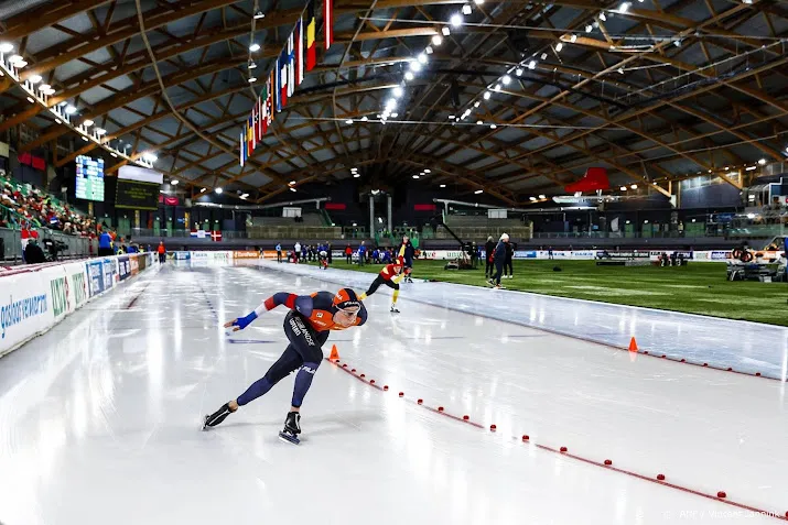 scheperkamp wint 500 meter en pakt leiding op ek sprint