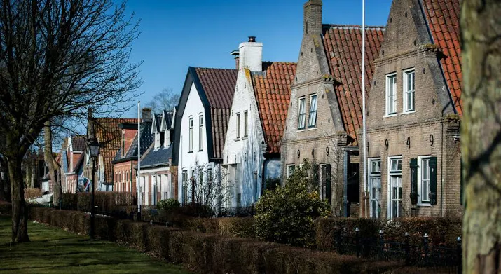 schiermonnikoog nog steeds deels plat