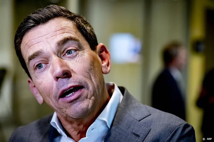 schiphol baas vol vertrouwen voor meivakantie na succesvol pasen