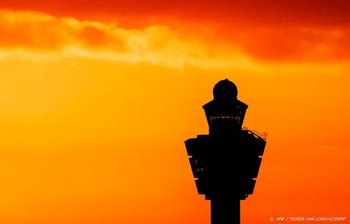 schiphol goed voor 93 000 voltijdsbanen
