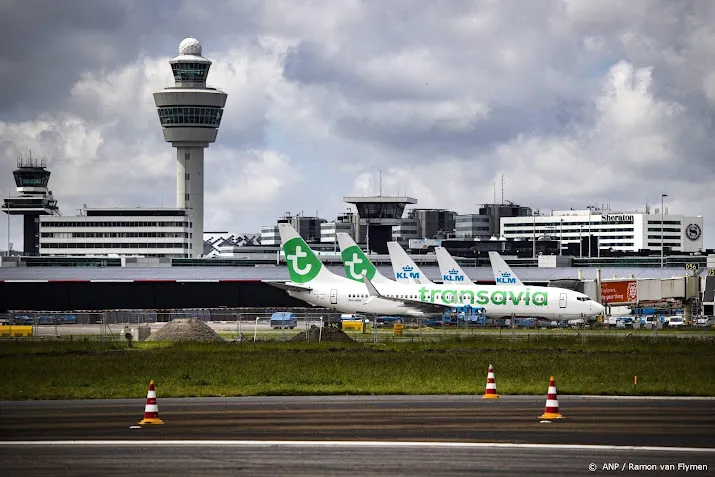 schiphol wacht drukke donderdag door hemelvaart