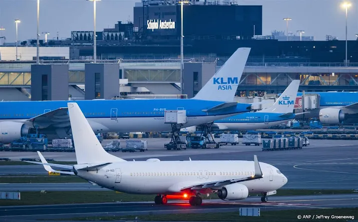 schiphol weerspreekt versoepelde voorwaarden natuurvergunning
