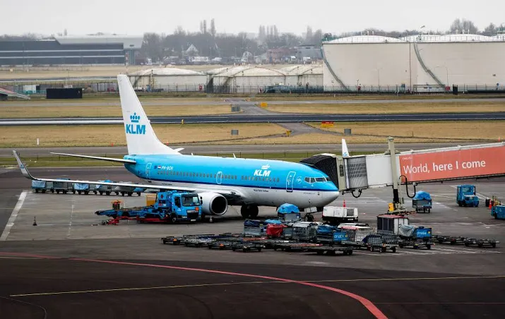 schiphol zit bijna aan maximum vluchten