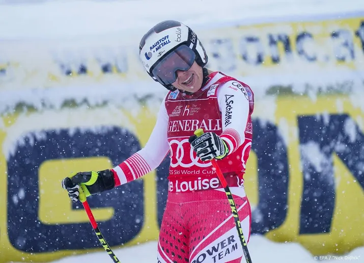 schmidhofer wint weer afdaling in lake louise