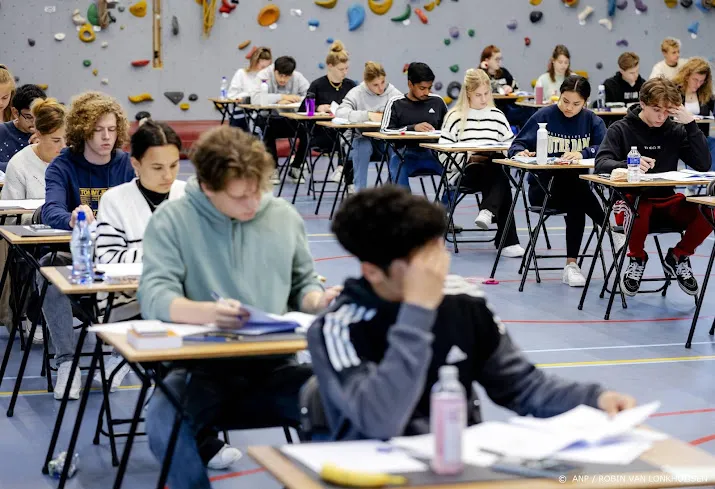 scholen wel extra herkansing geen onvoldoende meer wegstrepen