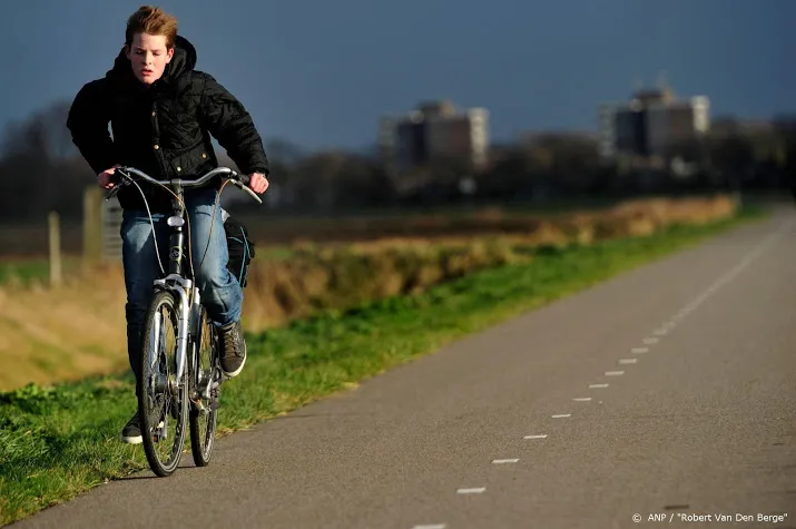 scholier met school binnen straal van 8 kilometer moet fietsen