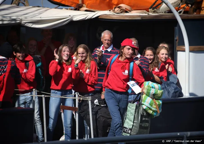 scholieren op zeilschip na acht weken terug in nederland
