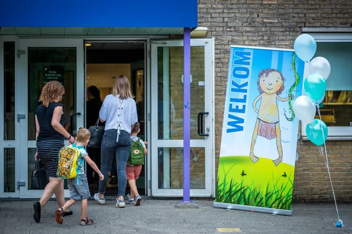 schoolleiders ontruiming voor meer salaris