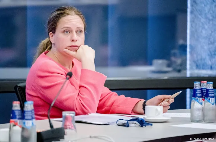 schouten nog geen vragen brussel over misleiding rond pulsvissen