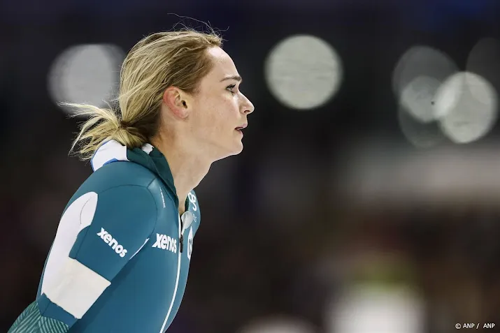 schouten schaatst voor derde keer naar titel op 3000 meter