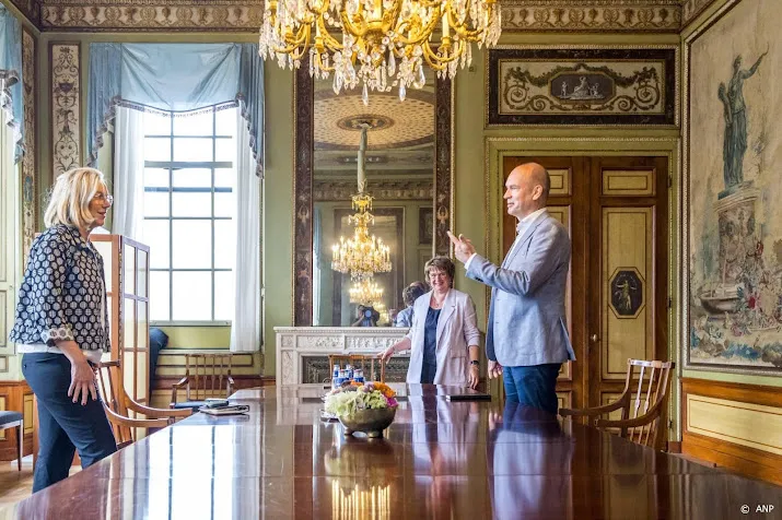 segers minderheidskabinet lijkt nu de enige optie