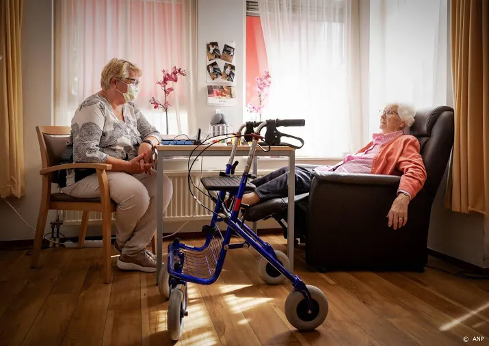 senioren willen strengere controle op naleving coronaregels
