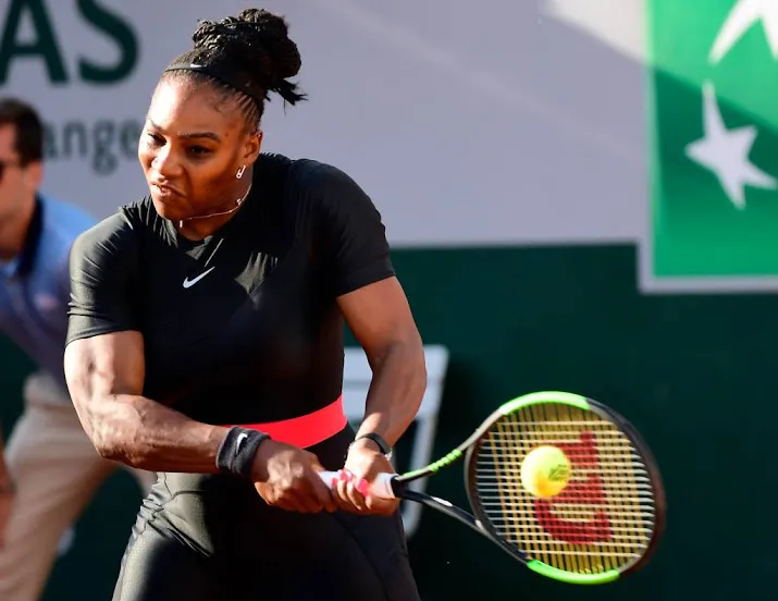 serena williams trekt zich terug in parijs