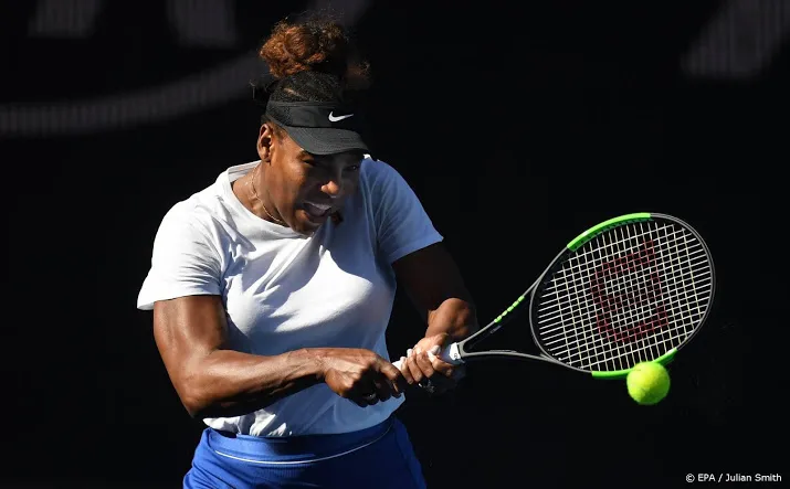 serena williams wint eerste partij met gemak